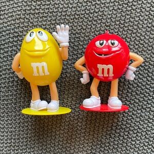 M&M'S Yellow & Red Character Figurines Set